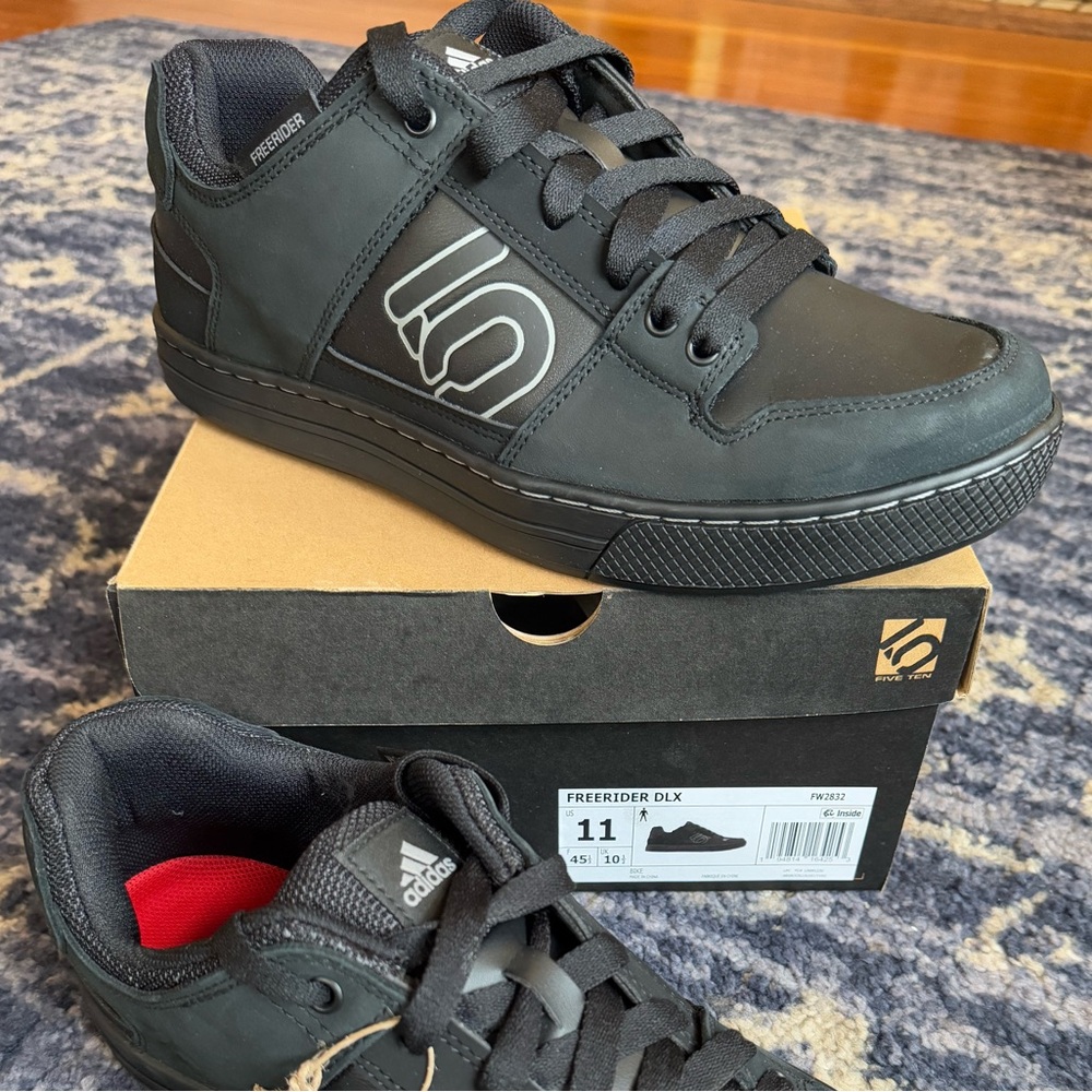 Adidas Five Ten Freerider DLX Flat Pedal Mountain Bike Shoes Sneakers